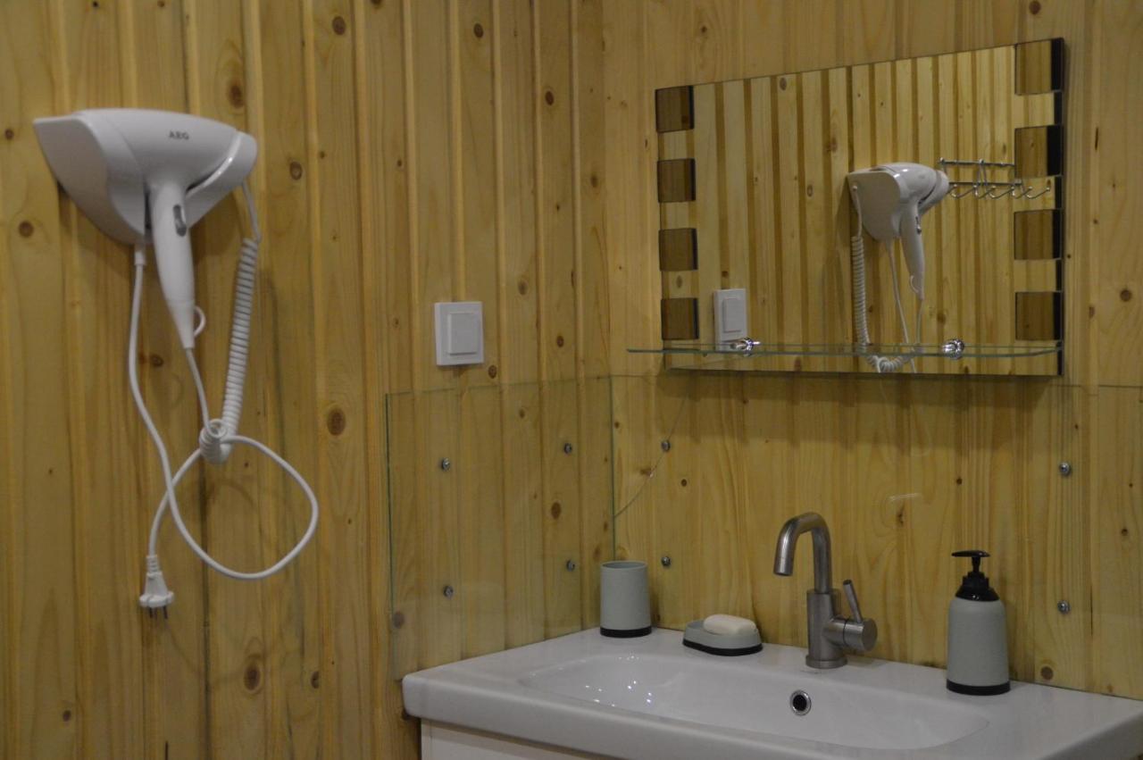 Пагорб Їжака / Hedgehog Hill Villa ยาบลูนิตซา ภายนอก รูปภาพ