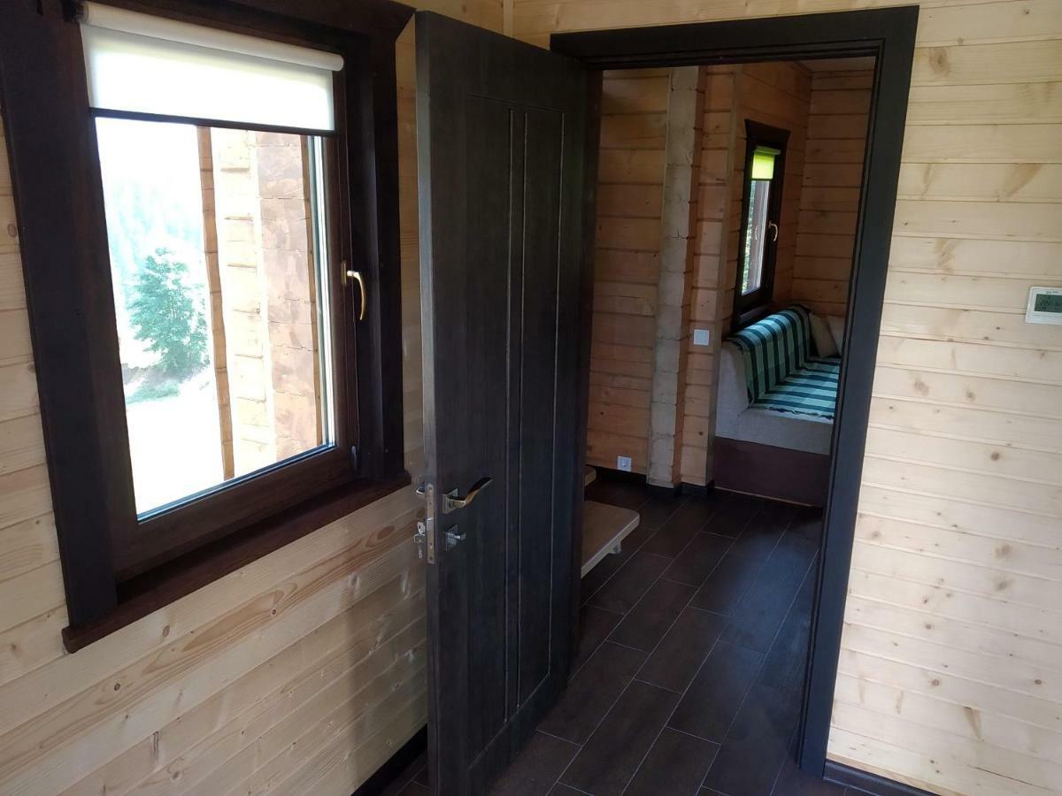 Пагорб Їжака / Hedgehog Hill Villa ยาบลูนิตซา ภายนอก รูปภาพ